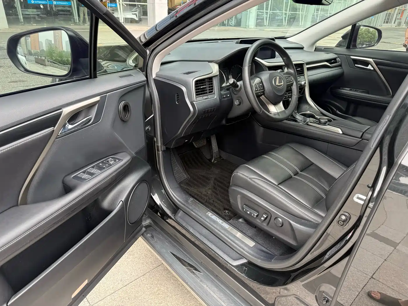 LEXUS RX