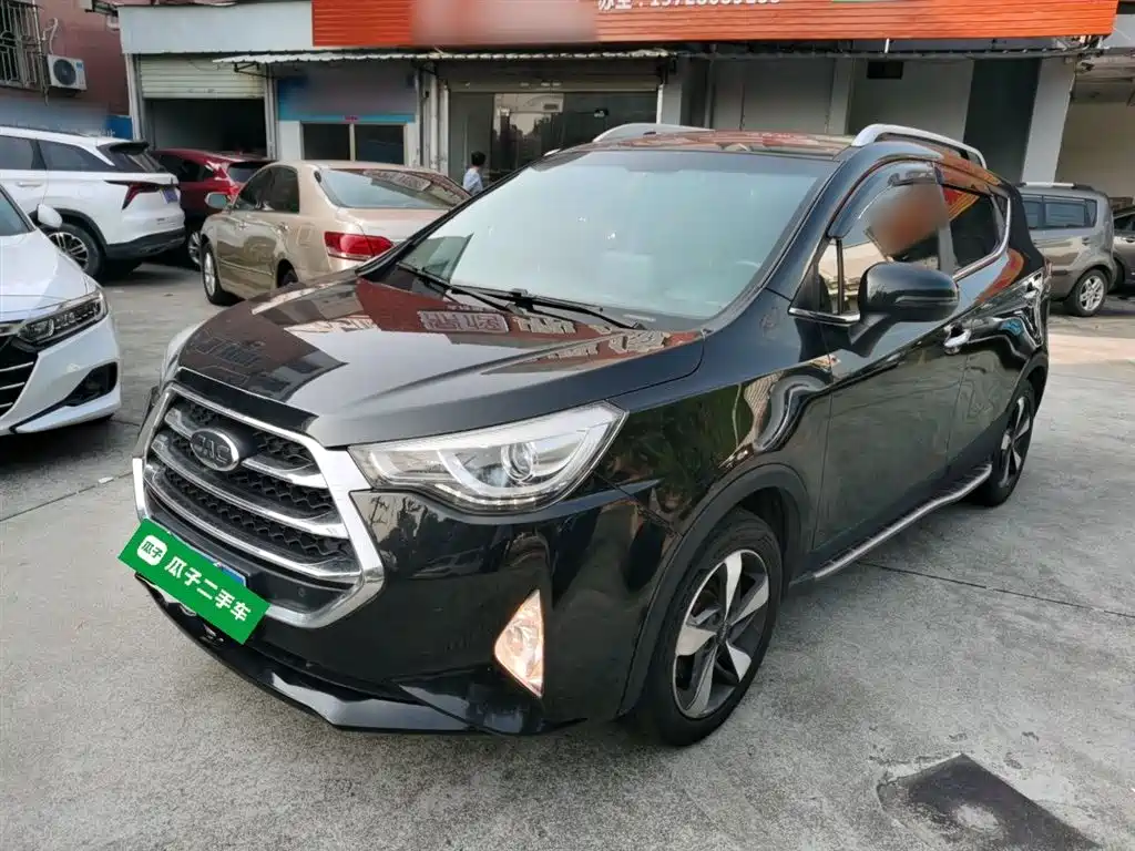 JAC Motors Refine S3 2017 2017 1.6L CVT Luxury Smart