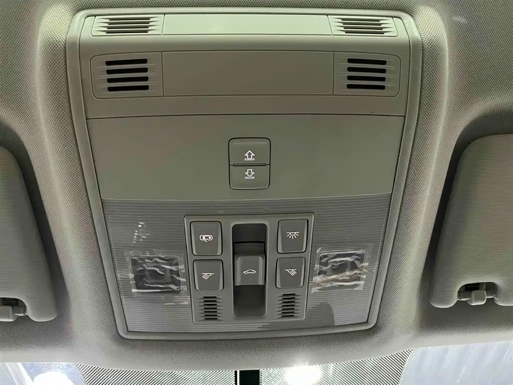 Volkswagen Tharu 2022 280TSI FWD Luxury Edition фото 8