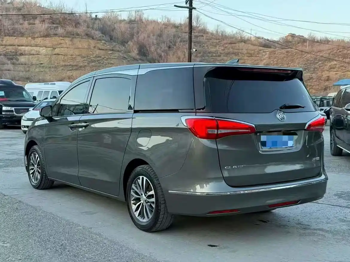 Buick GL8 2017 ES 28T Luxury China V фото 7