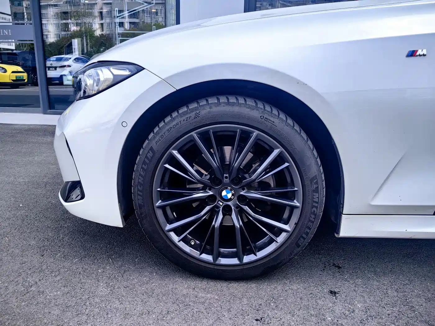 BMW 3-SERIES