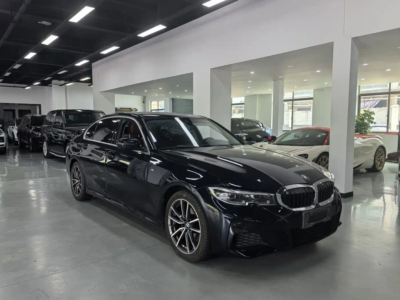 Фото 3 - BMW 3 Series