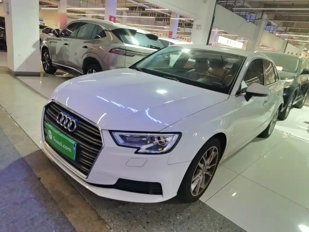 Фото 1 - Audi A3