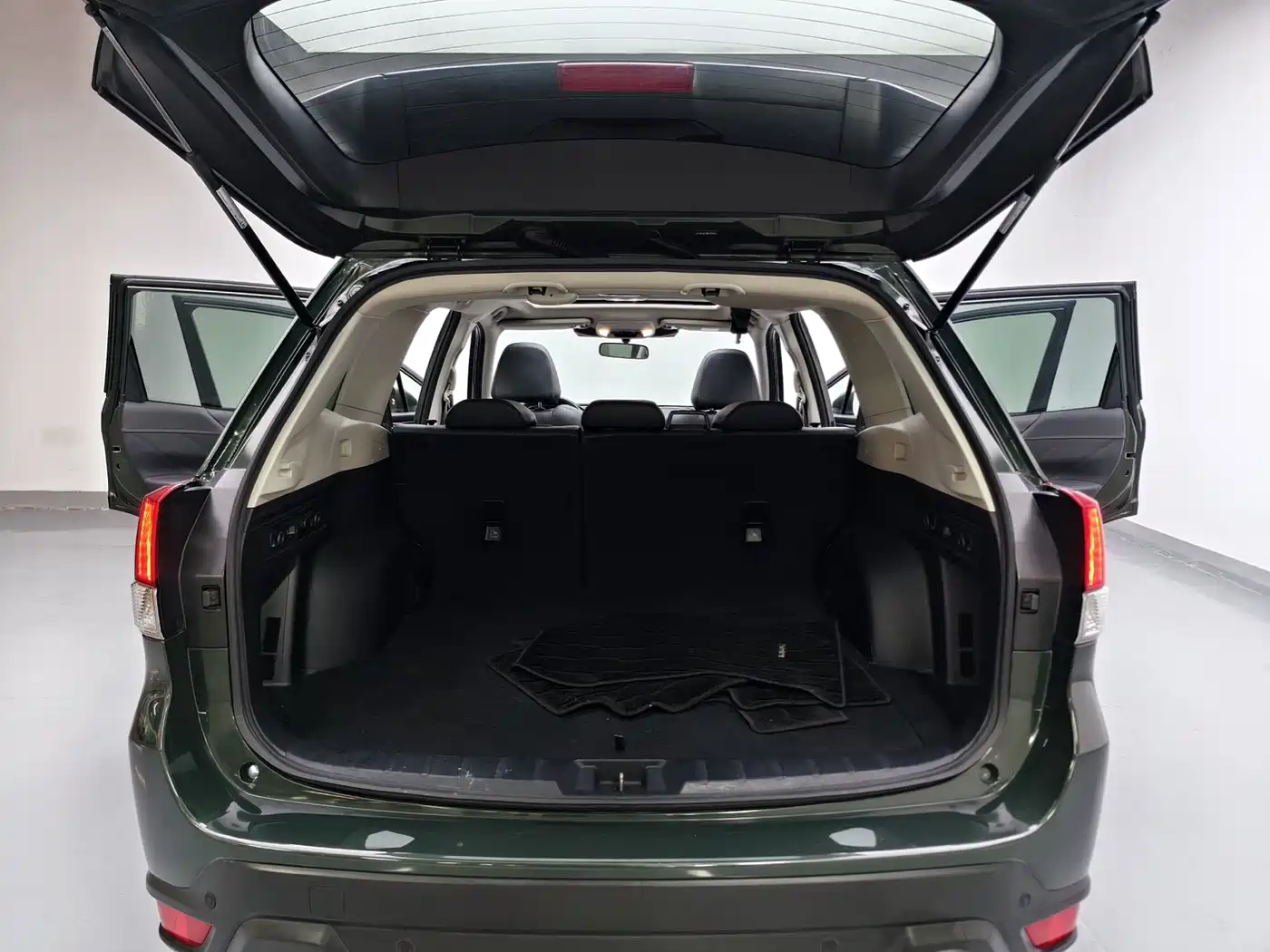 SUBARU FORESTER