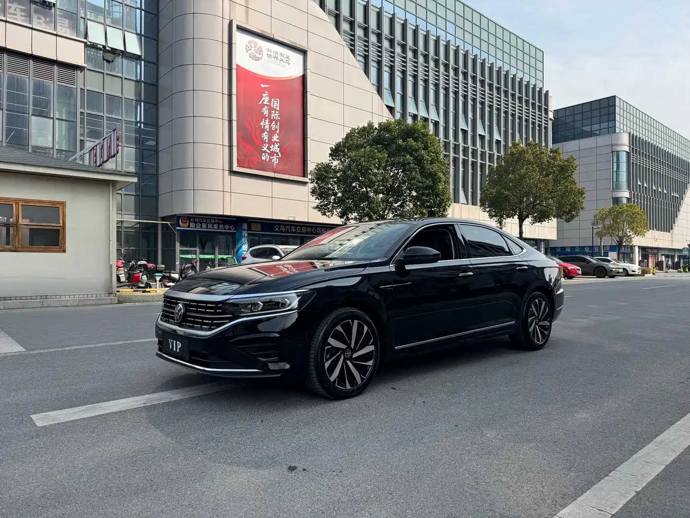 Volkswagen Passat 2025 Outstanding 380TSI Dragon Glory Edition