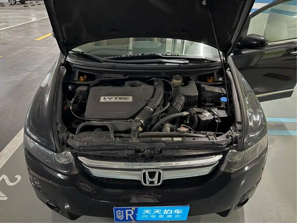 Фото 3 - Honda Odyssey