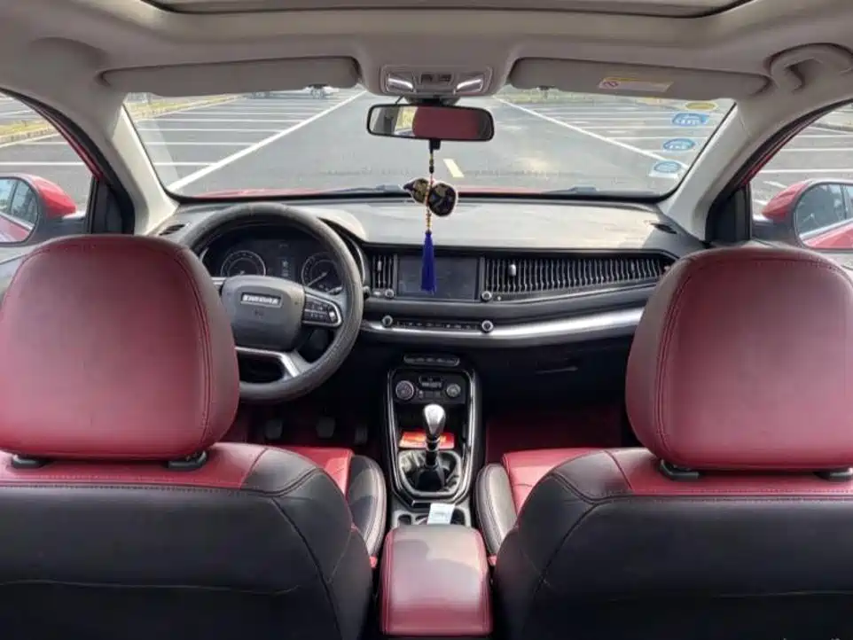 Photo 6 - Haval H2s