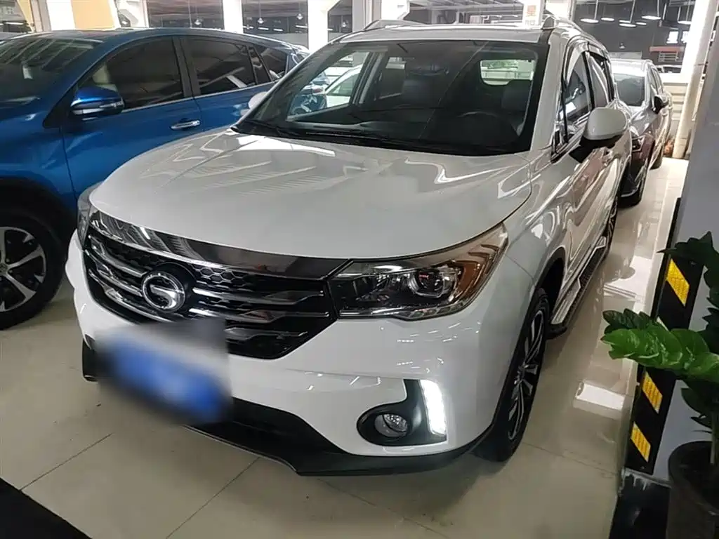 GAC Trumpchi Trumpchi GS4 2017 235T Automatic 2WD Luxury Smart Connected Edition фото 2