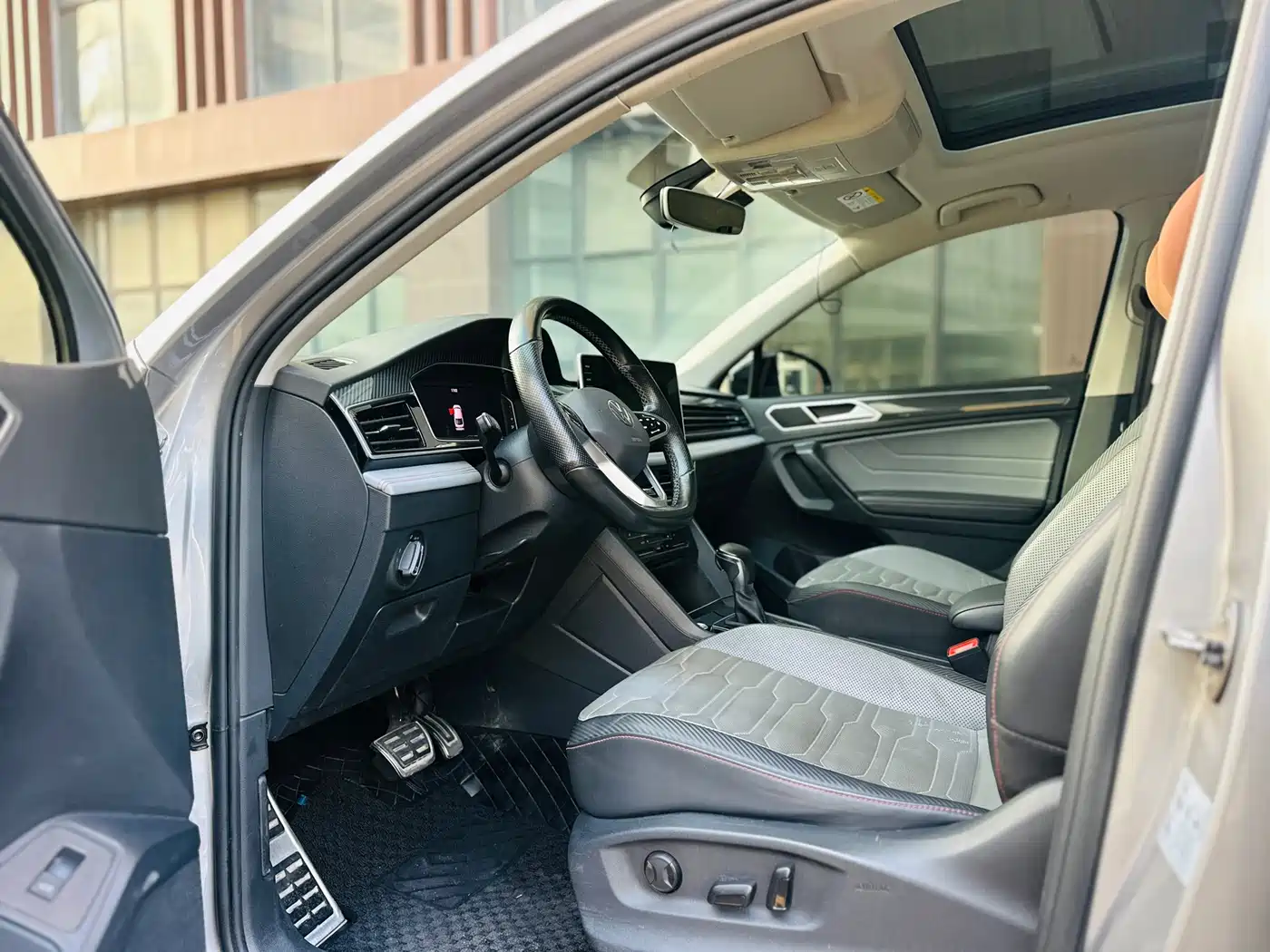 Volkswagen Tiguan X 2021 330TSI 2WD Flagship фото 7