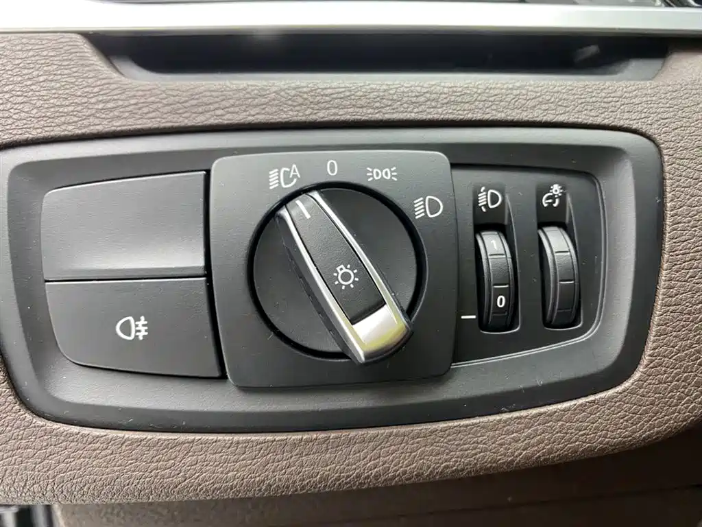 BMW X1 2020 sDrive25Li Leading Model фото 24
