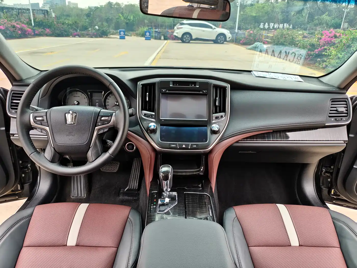 Toyota Crown 2017 2.0T Sport Edition фото 9