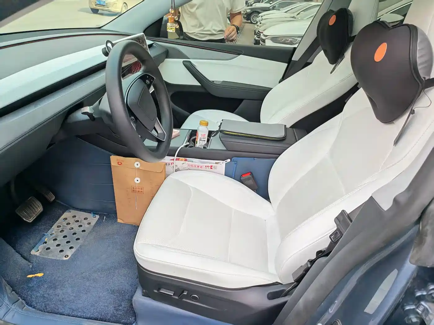 Tesla Model Y 2026 2025 Long Range All-Wheel Drive