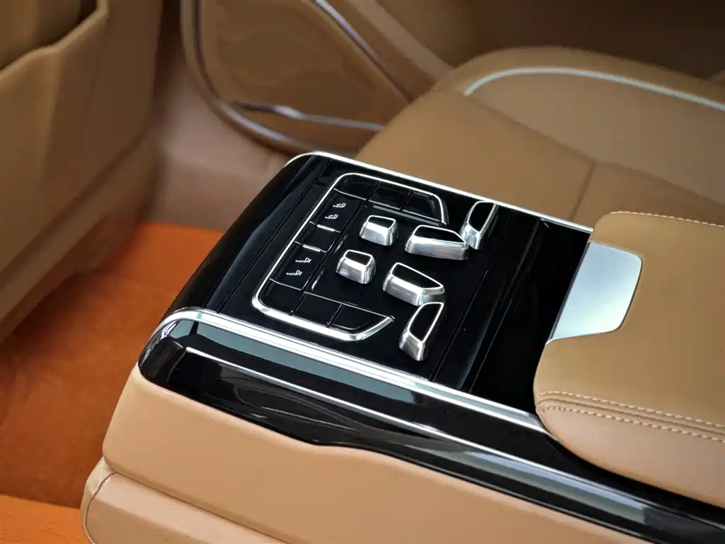 Hongqi H9 2021 2020 2.0T Smart Connection Qi Xiang Edition