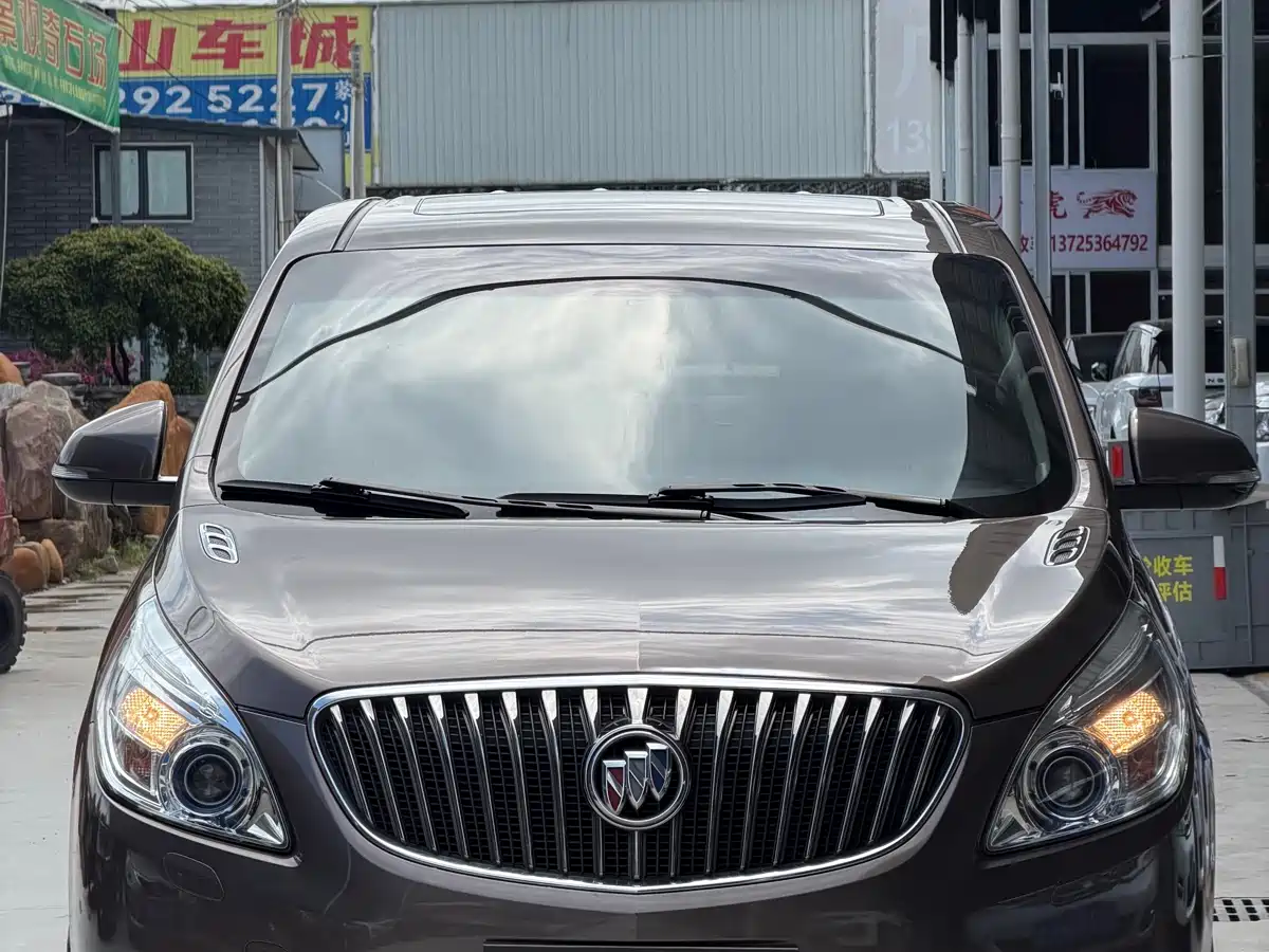 Buick GL8 2014 3.0L XT Luxury Business Flagship фото 2