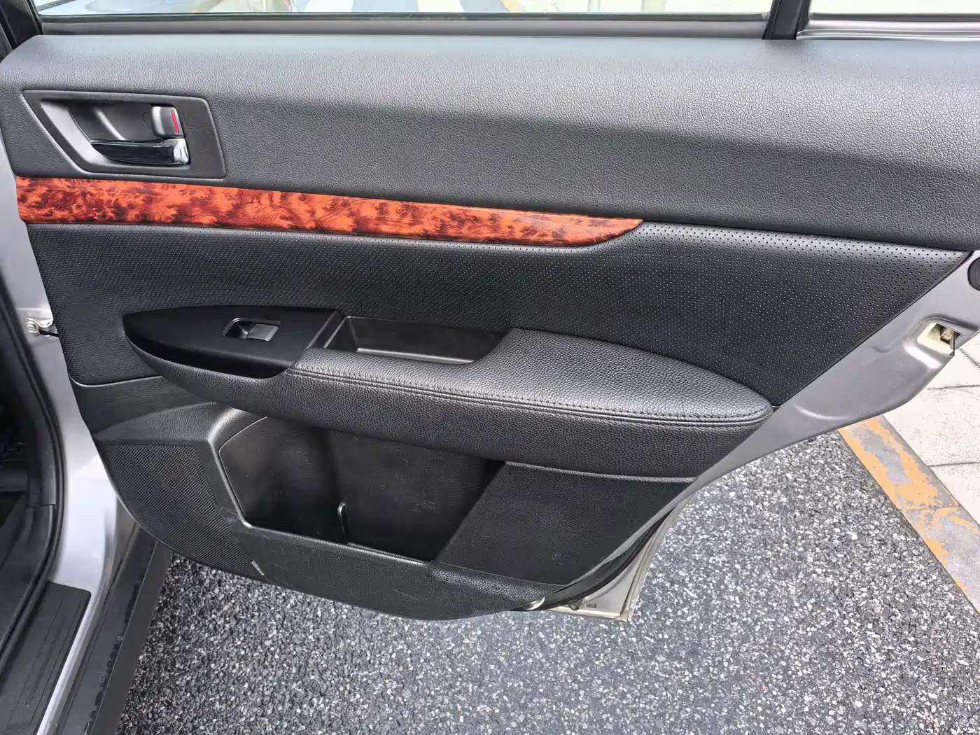 Subaru Outback 2011 2011 2.5i Luxury Navigation Edition