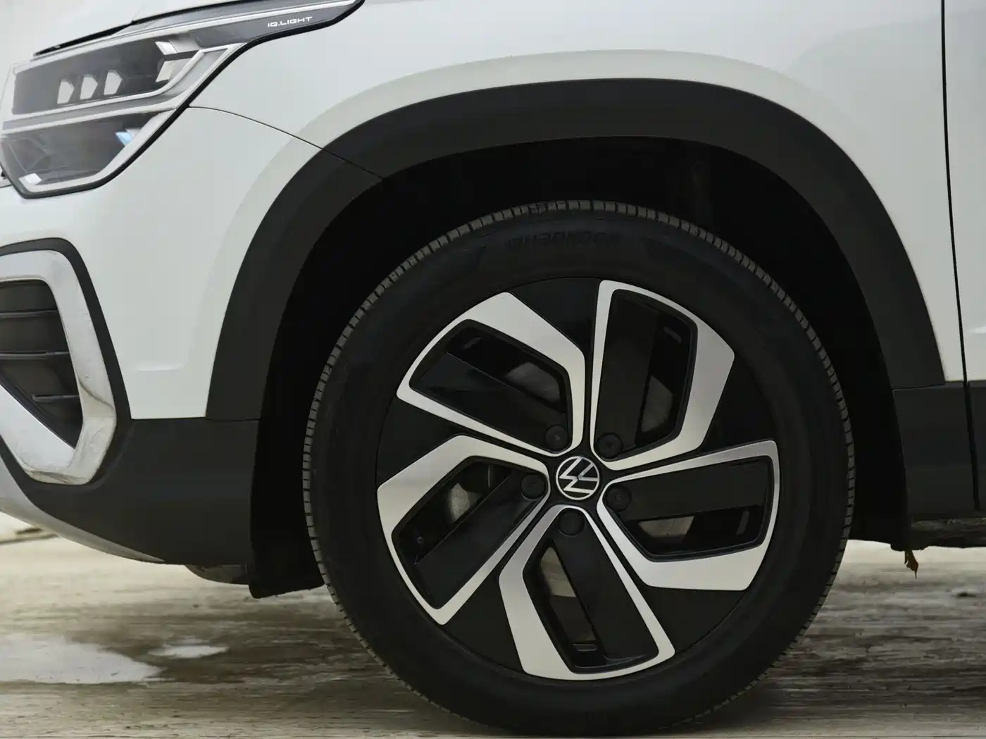 Volkswagen Tharu 2024 300TSI 2WD Full Moon Edition фото 13