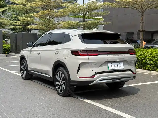 BYD Song PLUS PHEV 2024 Glory Edition EV 520km Luxury — фото 4