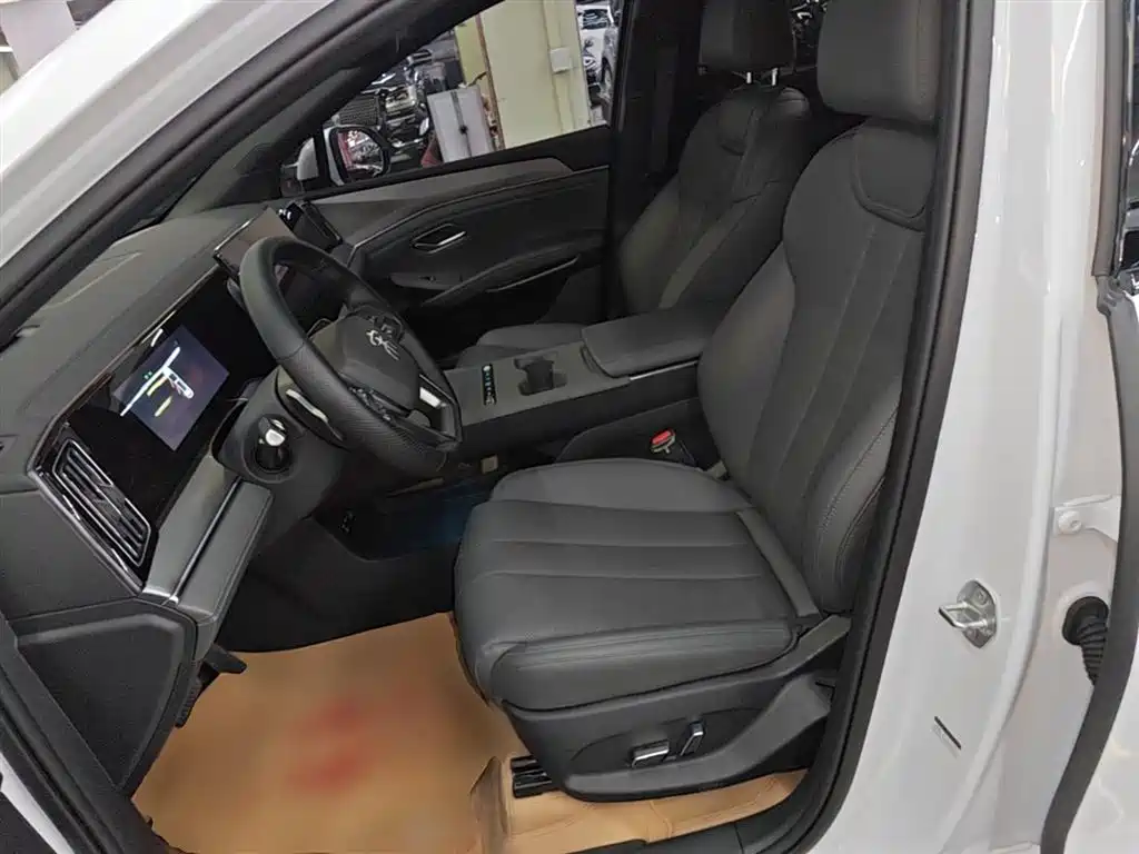 BYD Song L DM-i 2026 DM-i Intelligent Driving Edition 135KM Base Model фото 15