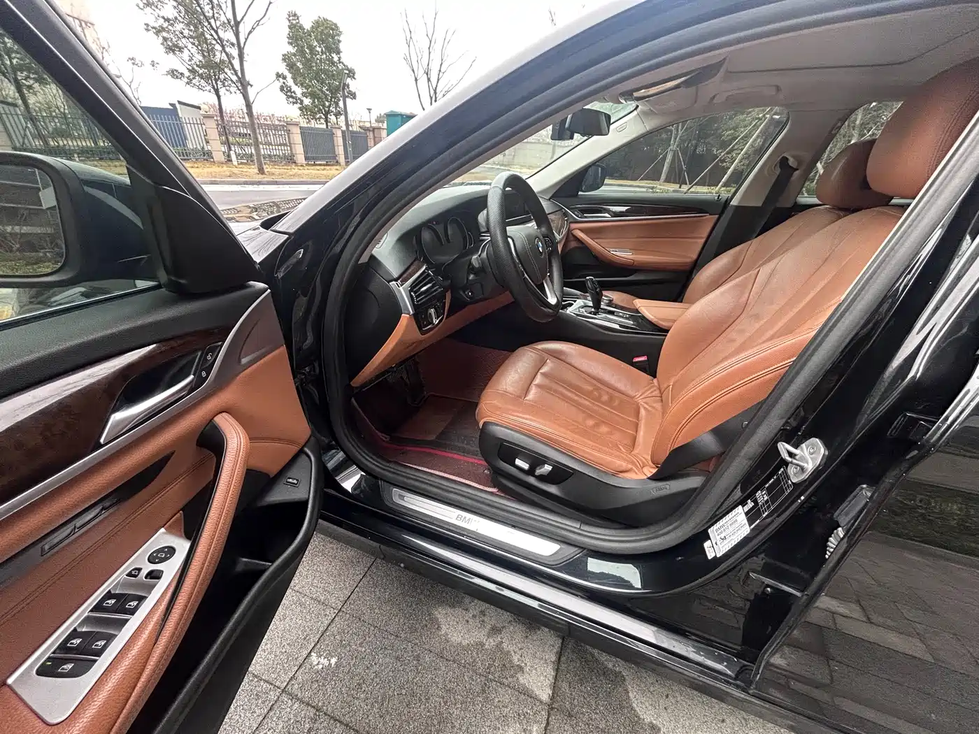 BMW 5 Series 2018 528Li Launch Special Edition фото 9