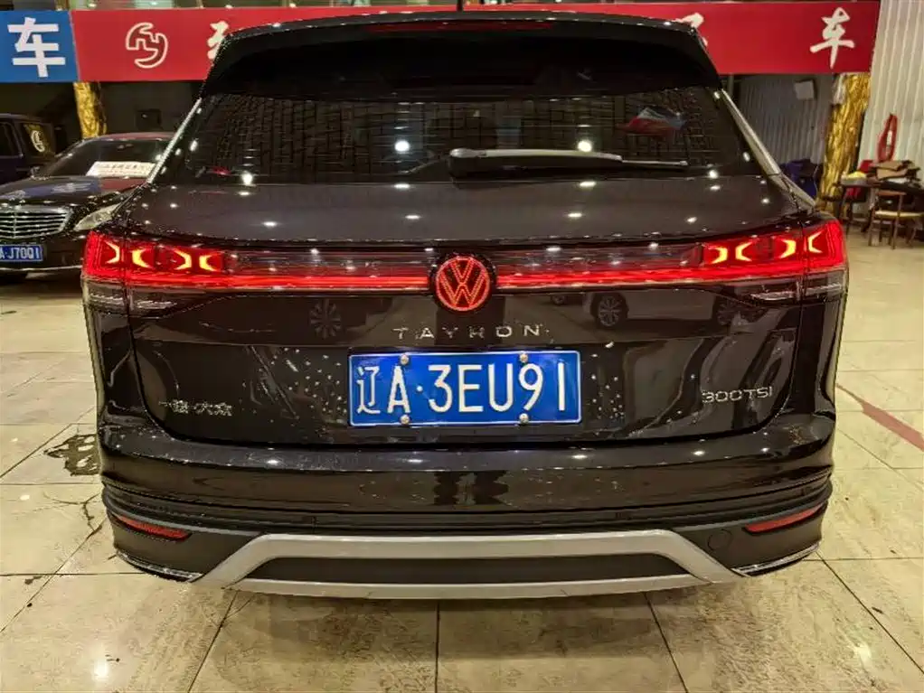 Volkswagen Tayron 2024 300TSI 2WD Luxury Plus Advanced фото 5