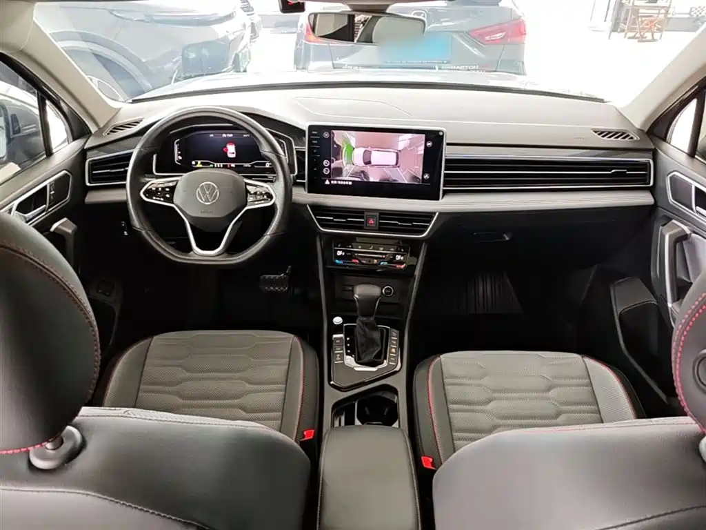 Volkswagen Tiguan L PHEV 2022 430PHEV Plug-in Hybrid Flagship Edition фото 10