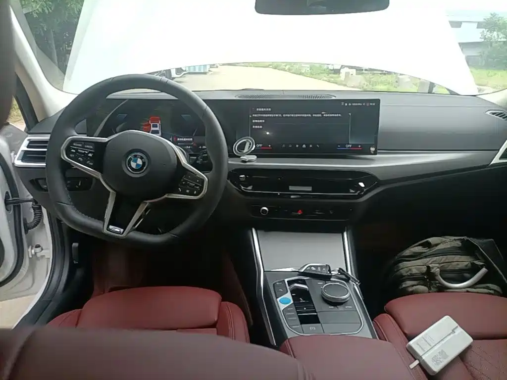 BMW i3 2025 eDrive 35 L фото 10