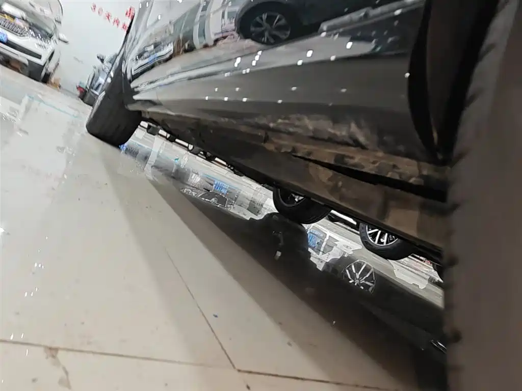 Land Rover Range Rover Evoque 2023 Range Rover Evoque L 249PS Luxury Edition фото 22