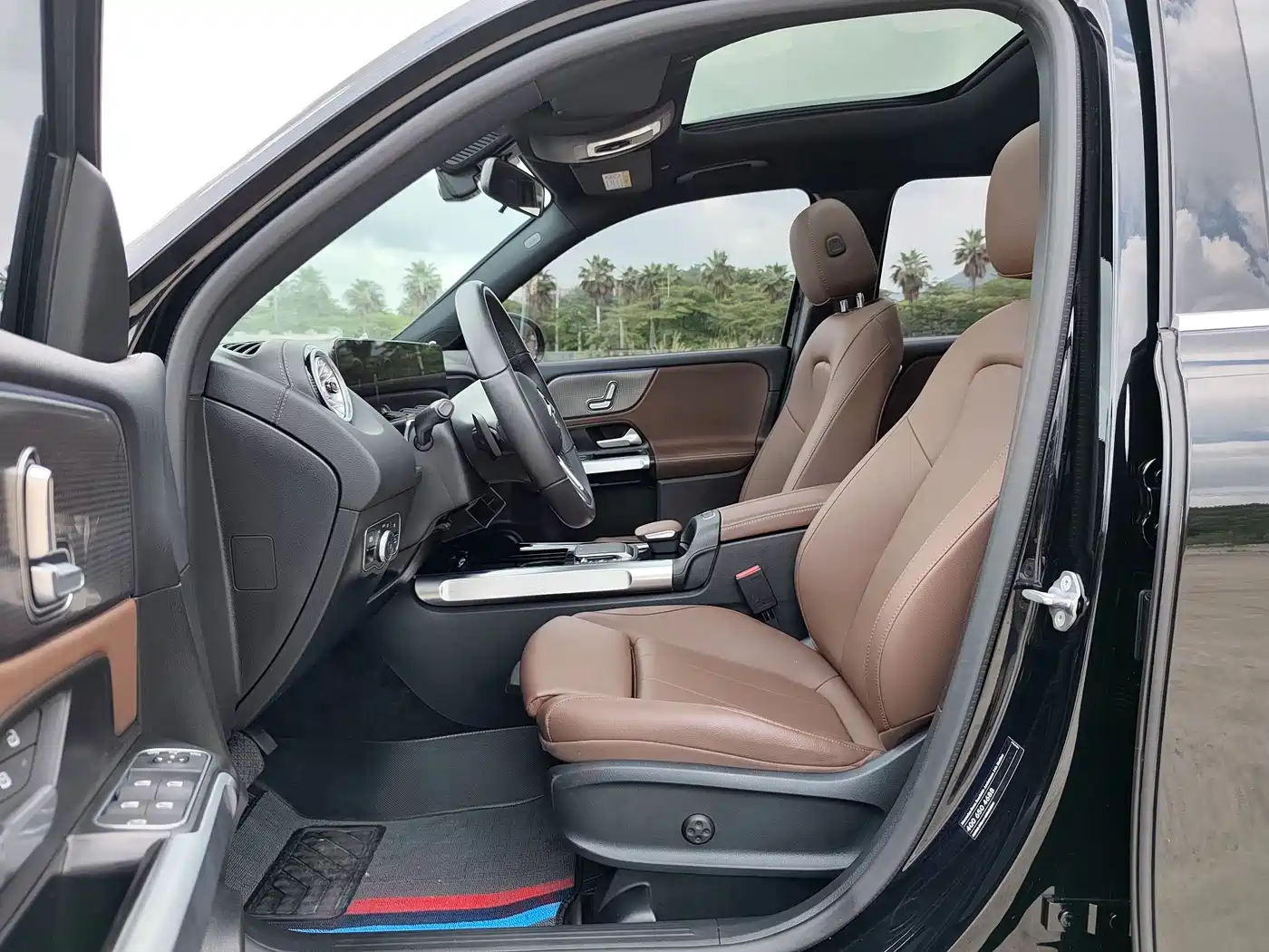 Mercedes-Benz GLB 2023 GLB 220 Dynamic фото 12