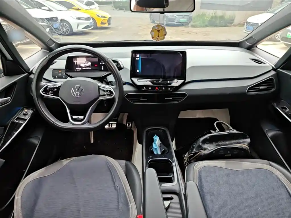 Volkswagen ID.3 2023 Upgraded Pure Intelligence Edition фото 10