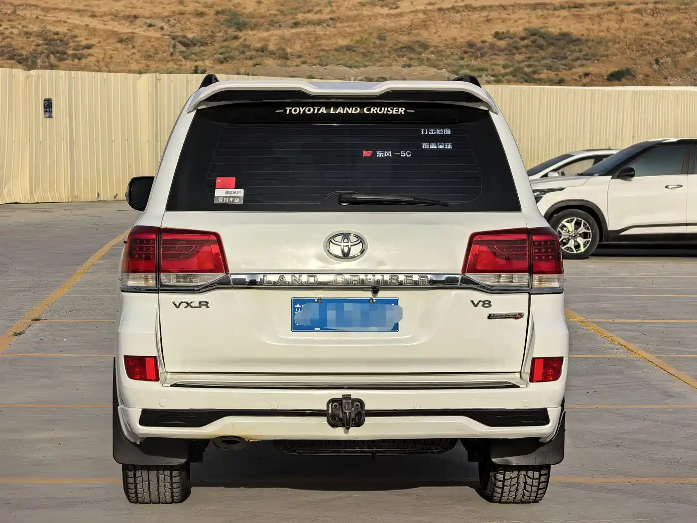 Toyota Land Cruiser (Import) 2014