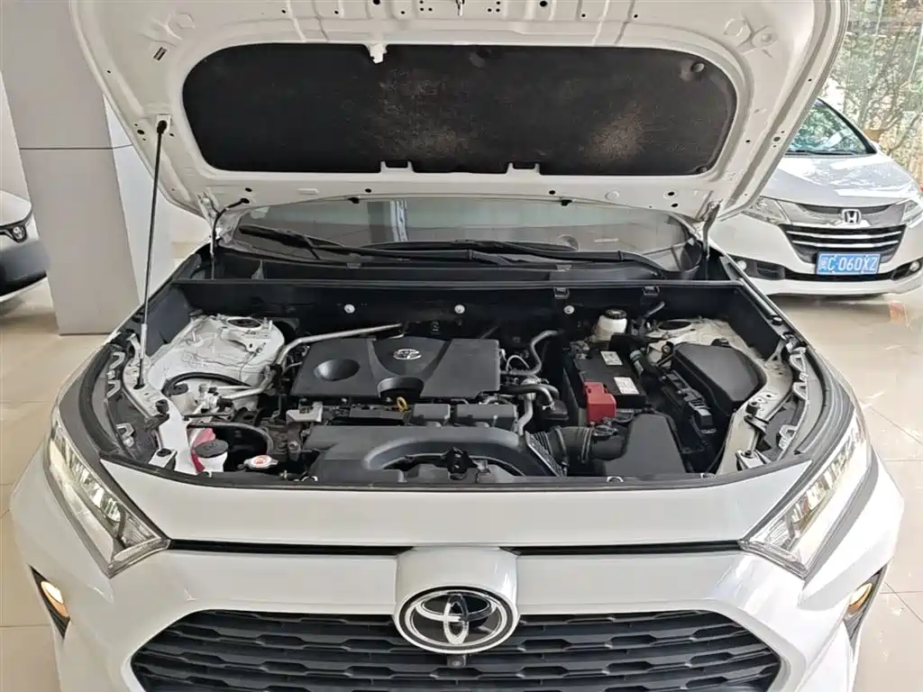 Toyota RAV4 Rongfang 2022 2.0L CVT 2WD Trend Edition фото 20