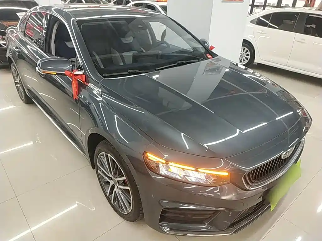 Фото 4 - Geely Preface