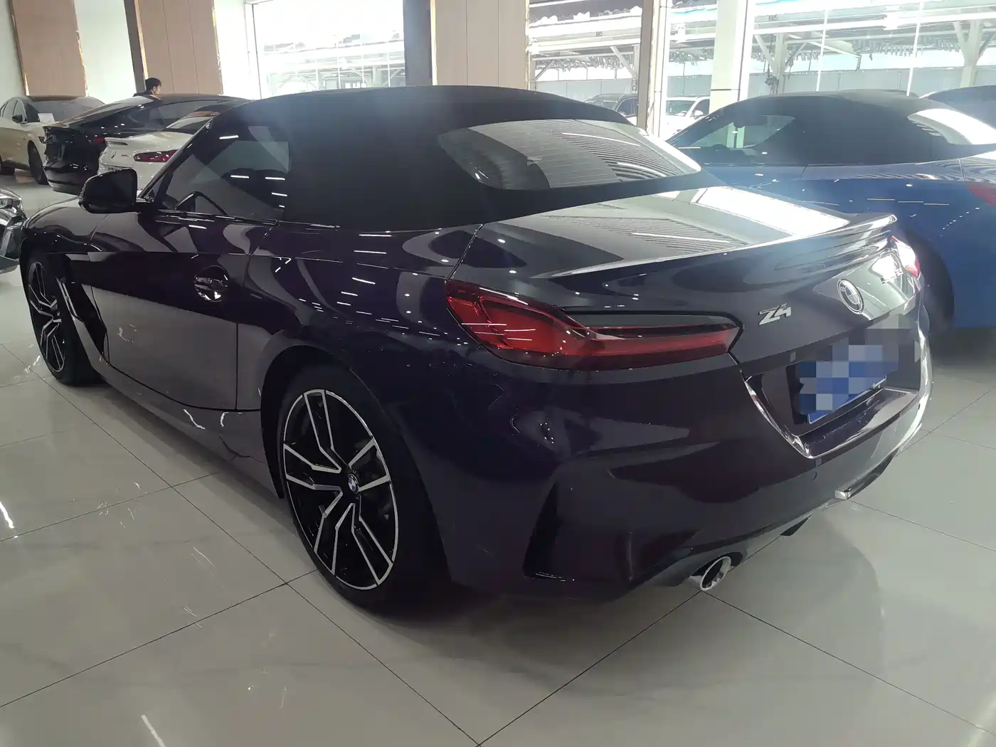 BMW Z4 2023 sDrive 25i M Sport Shadowline Package фото 12