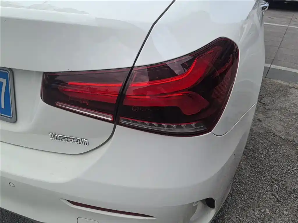 Mercedes-Benz A-Class 2019 A 200 L Sport Sedan фото 8