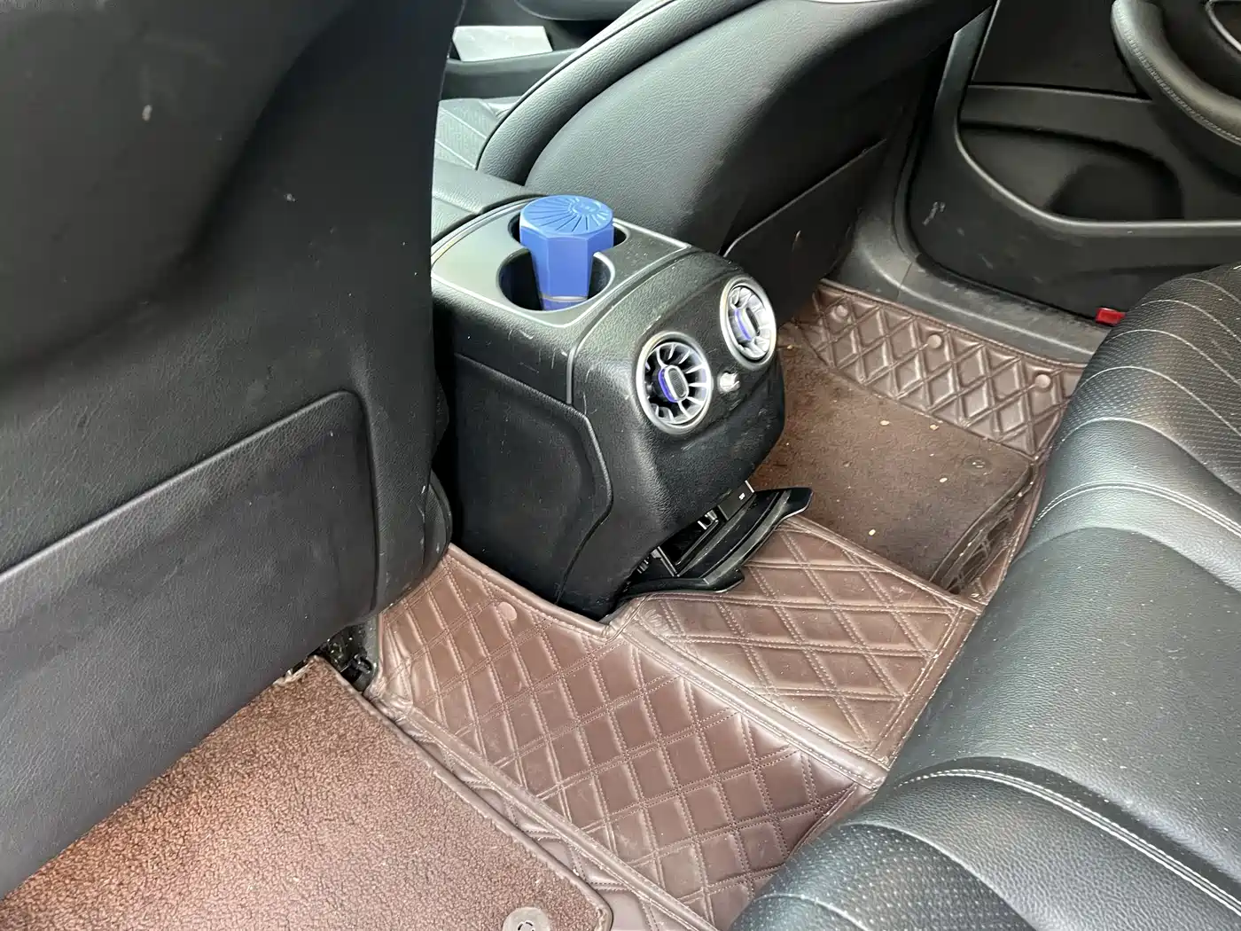 Mercedes-Benz E-Class New Energy 2020 E 300 e L фото 14