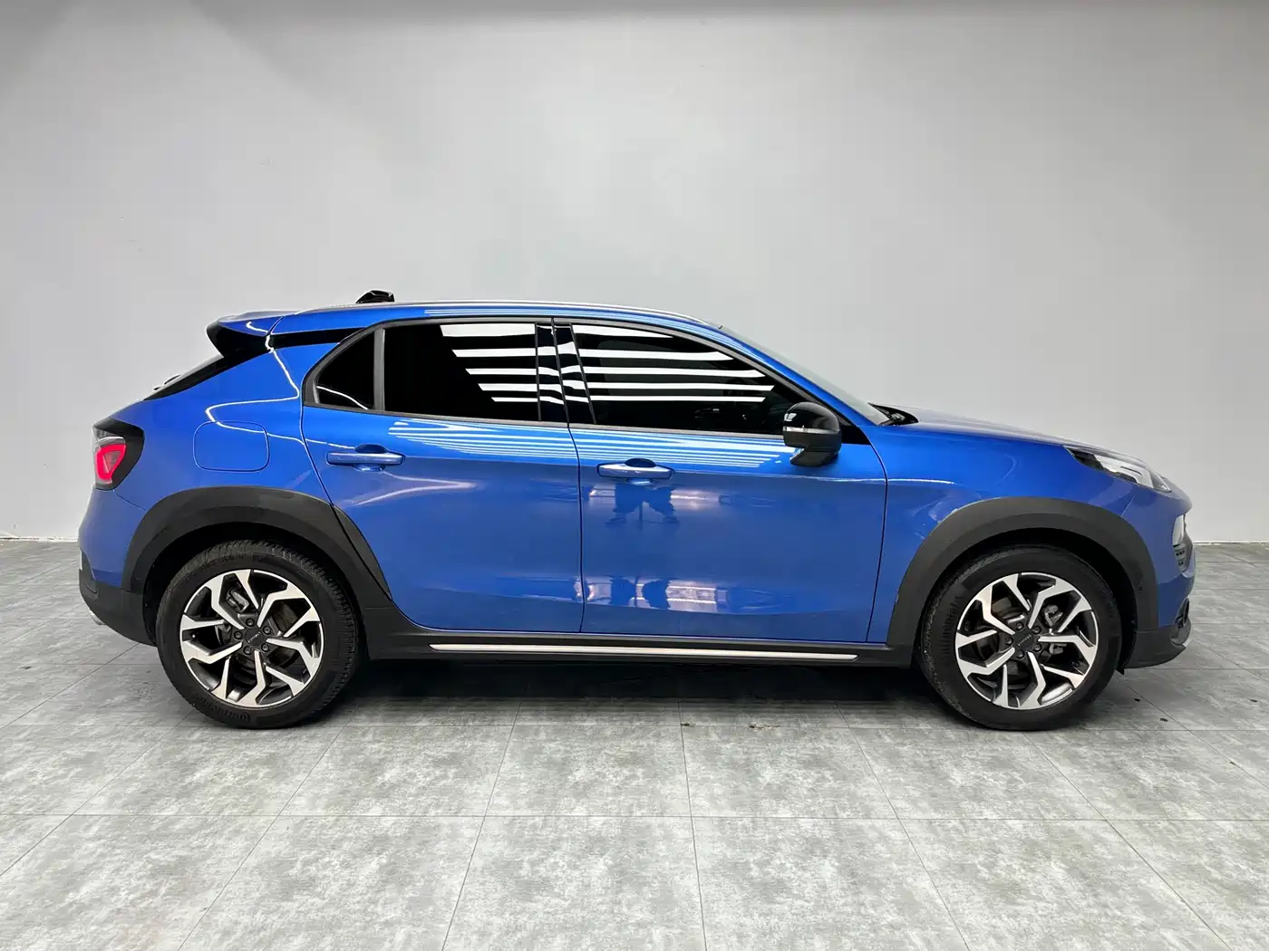 Lynk & Co 02 2018 Model 1.5T DCT 2WD Yao Pro Edition China V фото 8