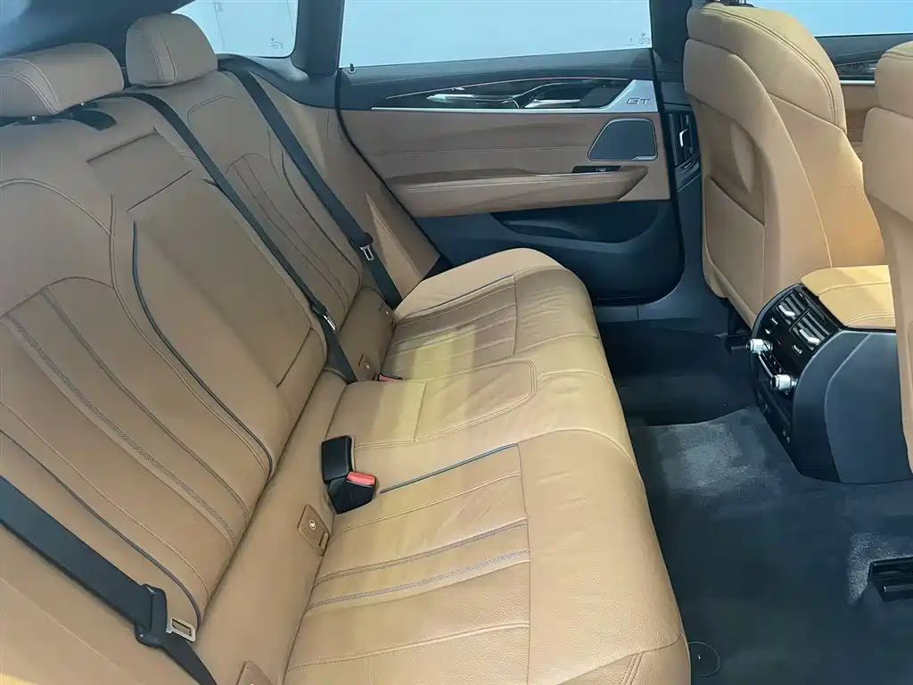 BMW 6 Series GT 2023 2022 Model 630i M Sport Package