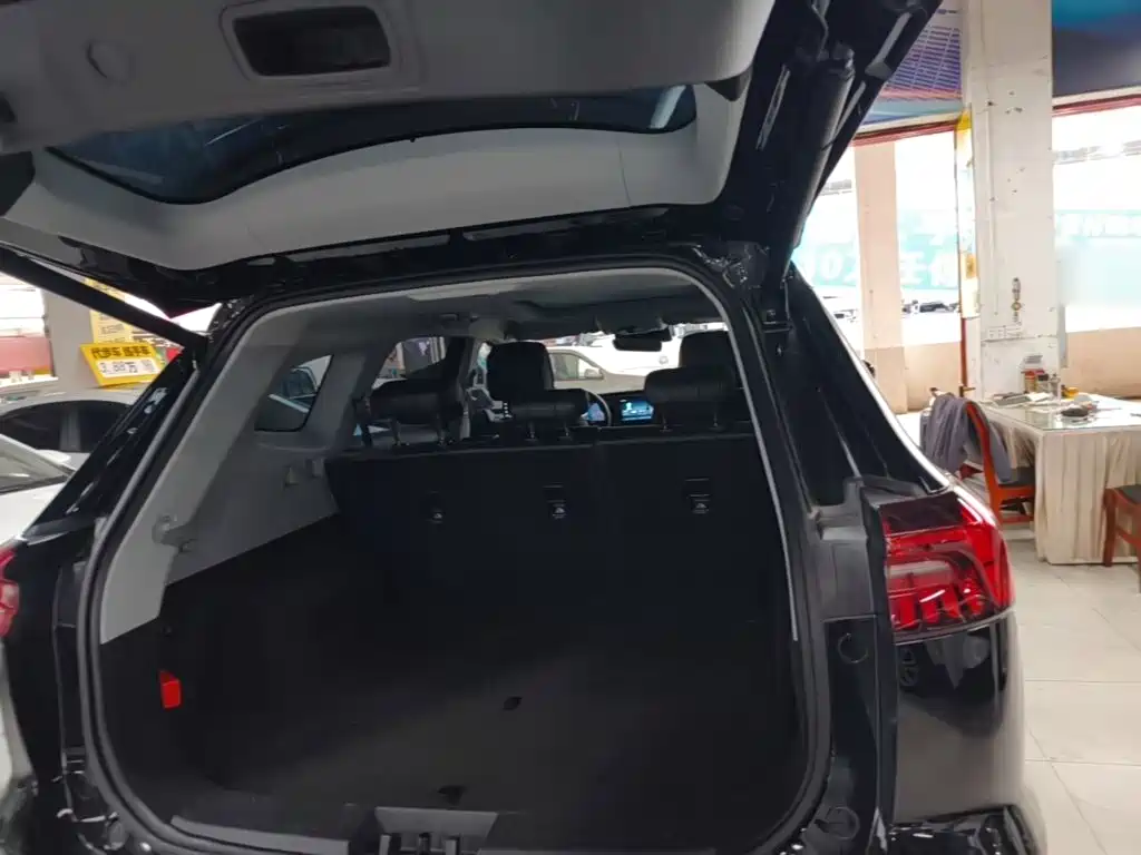 Chery Tiggo 8 PRO 2026 2025 290T 2WD Luxury Edition