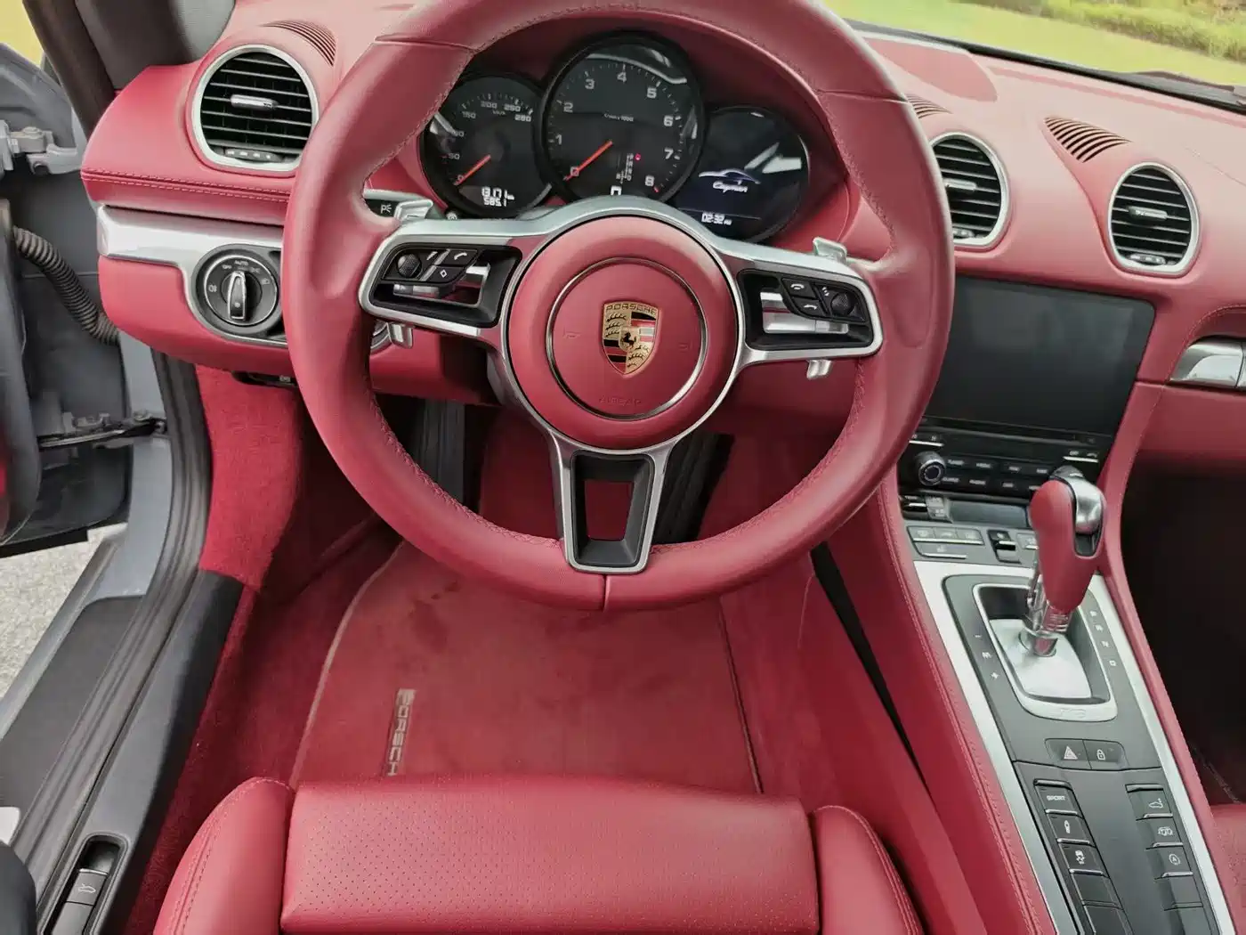 Porsche 718 2022 Cayman 2.0T фото 9