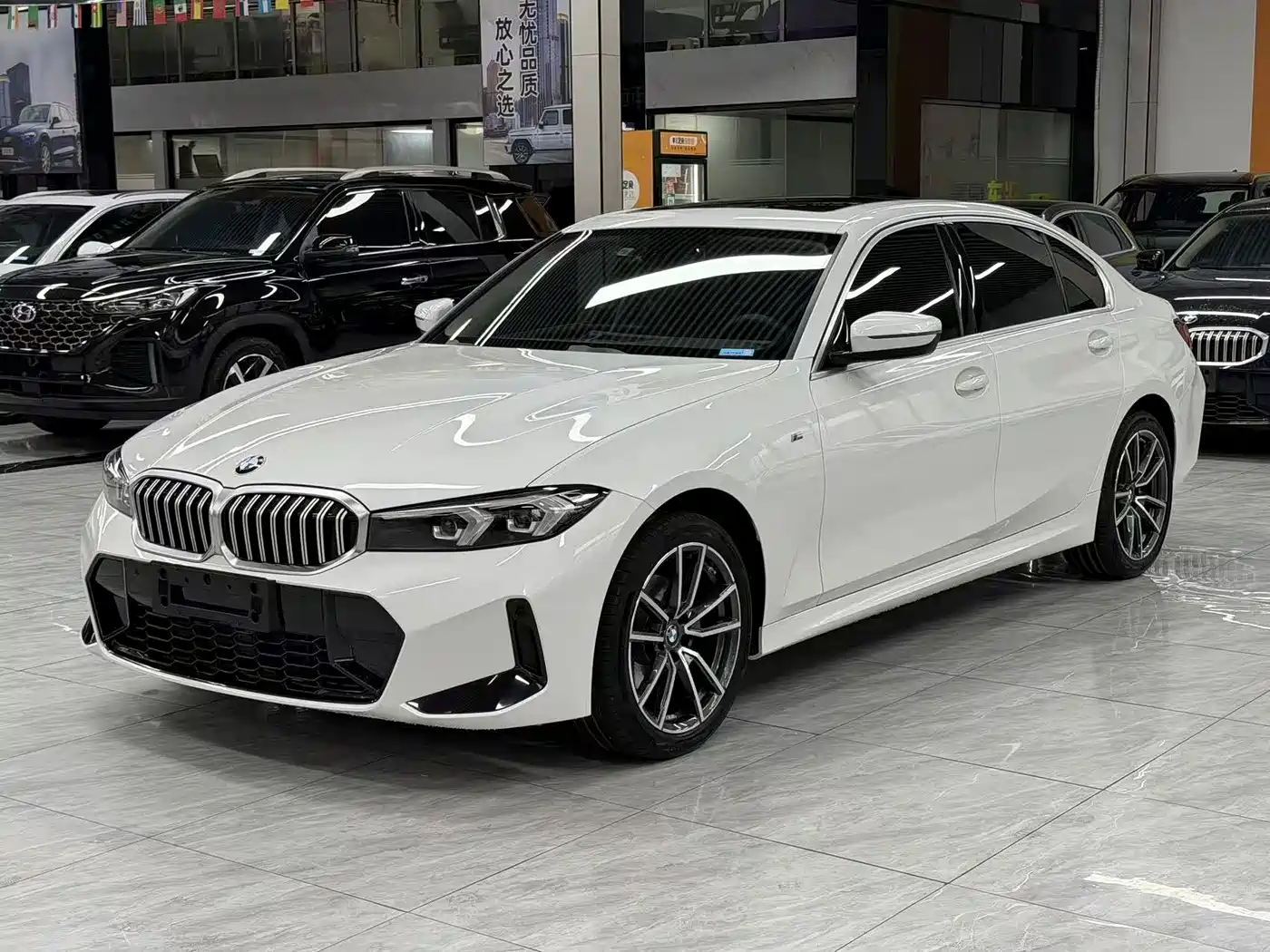 BMW 3 SERIES