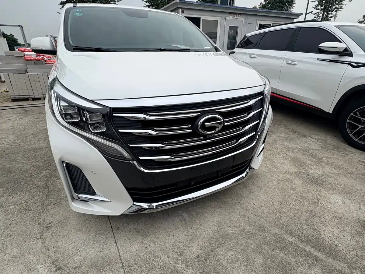 Photo 3 - GAC Trumpchi M8