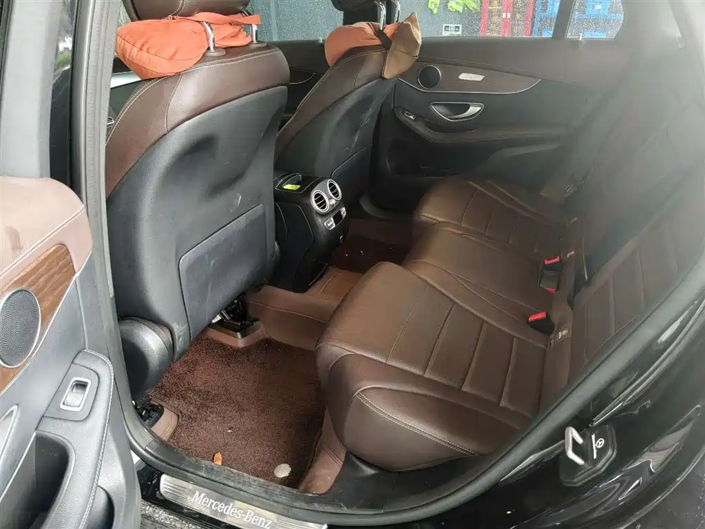 Mercedes-Benz GLC 2022 Facelift GLC 260 L 4MATIC Luxury Model фото 5