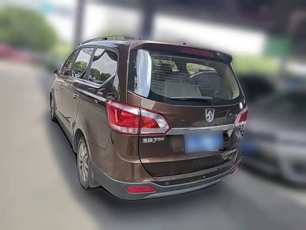 Baojun 730 2014 2014 1.5L Manual Comfort 7-seater