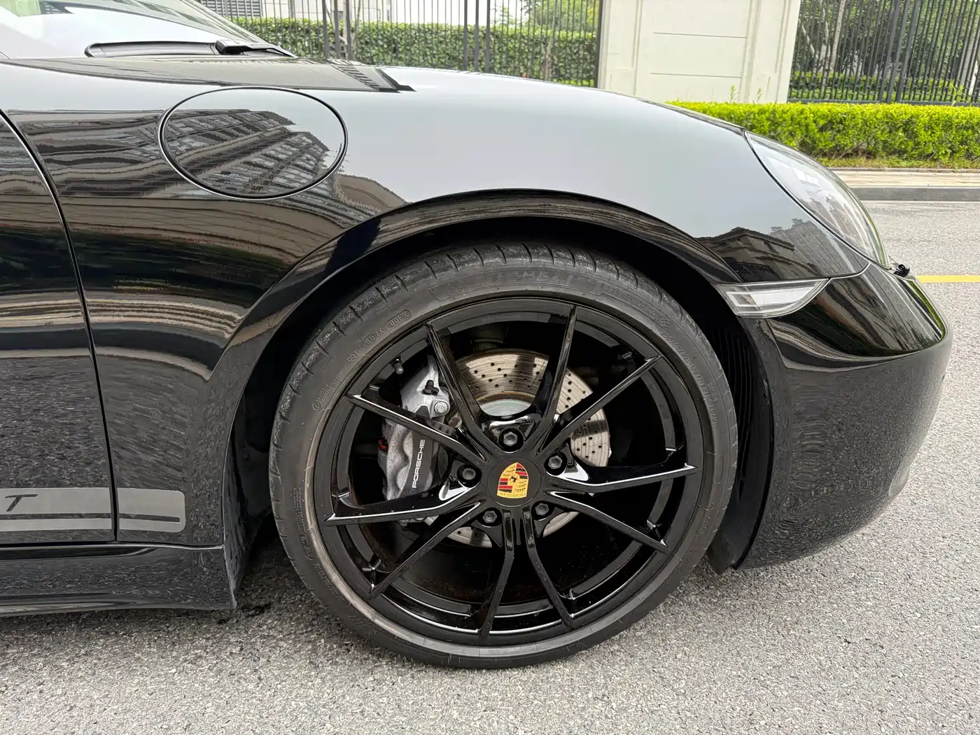Porsche 718 2019 Cayman T 2.0T фото 16