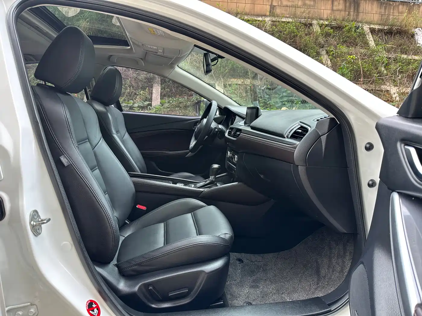 Mazda Atenza 2017 2.5L Skyactiv-G Premium фото 9