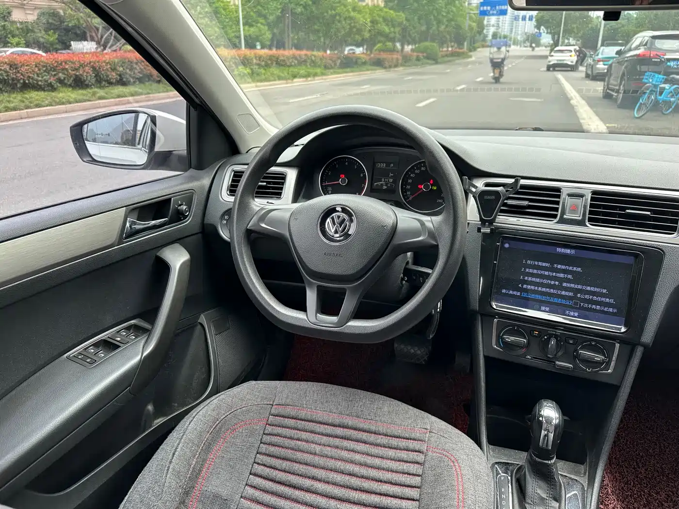 Volkswagen Santana 2015 Gran Santana 1.6L Automatic Comfort фото 9
