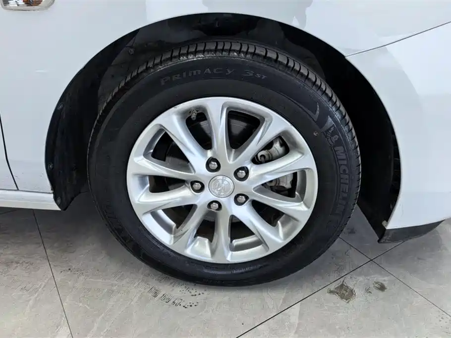Buick GL6 2019 18T 6-seat Elite China VI фото 6