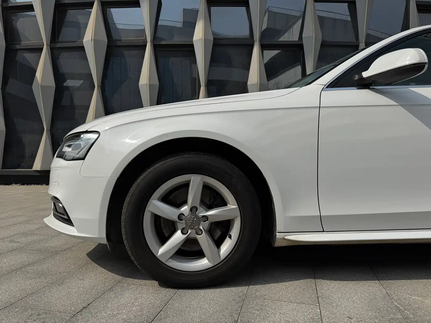 Audi A4L 2013 35 TFSI Automatic Comfort фото 4