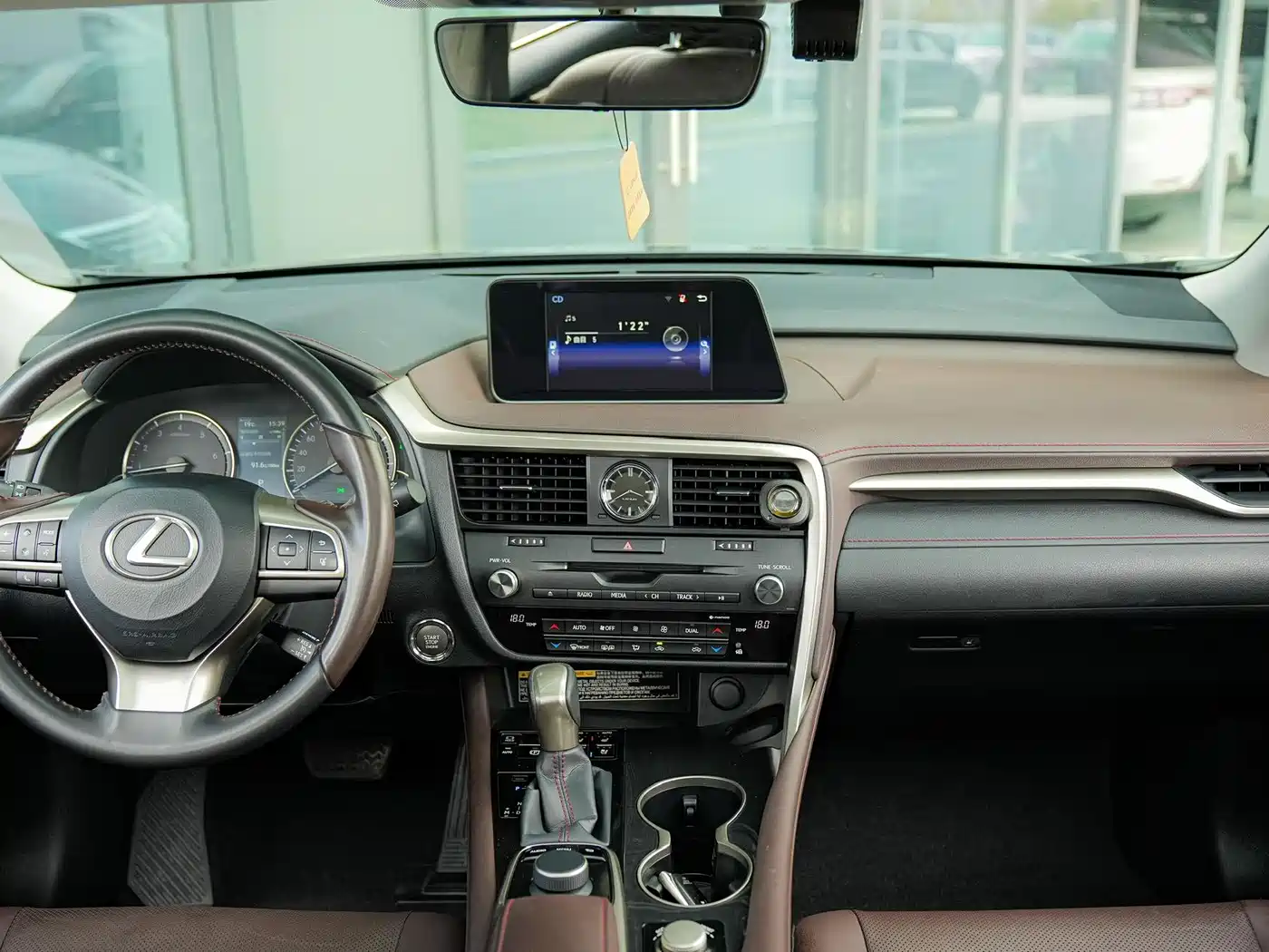 Lexus RX 2016 300 4WD Elegance Edition China VI фото 17