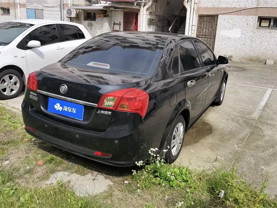 Buick Excelle 2015 1.5L Manual Classic фото 3